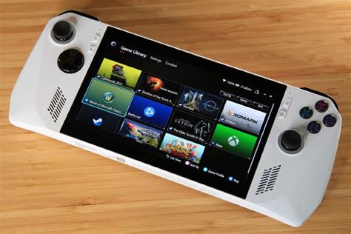 Save $200 Off the ASUS ROG Ally Z1 Gaming Handheld (Now Only $399)