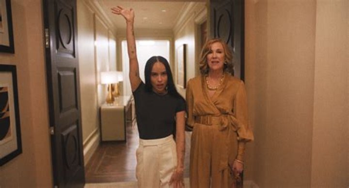 Schitt's Creek's Catherine O'Hara Reveals 'Crush' On THIS Co-Star; Calls Him 'Lovely'