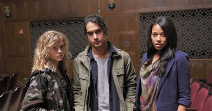 Season 2 of 'Twisted' Probably Won't Happen, But We All Need Closure On These Storylines