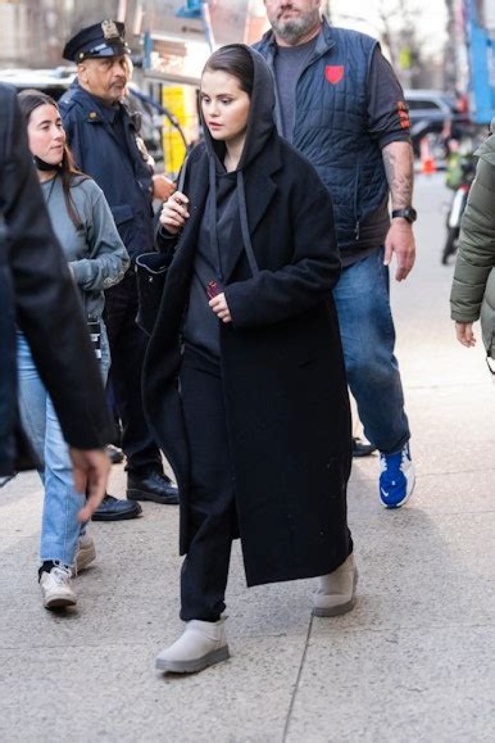 Selena Gomez Wore UGG Boots, Gigi Hadid's Favorite Cheugy Trend