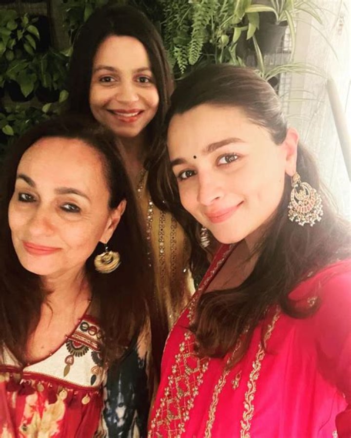 Shaheen Bhatt Parents, Job, Age, Nationality, Instagram, Alia Bhatt's Sister