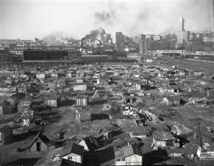 Shanty Towns: What Was Life Like in the Hoovervilles of the Great Depression?