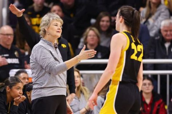 ‘She’s let me thrive’: Caitlin Clark credits Coach Lisa Bluder after breaking B1G scoring record