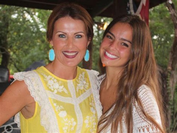 Sheri Easterling: Who Is She? Details on Addison Rae’s Mother 