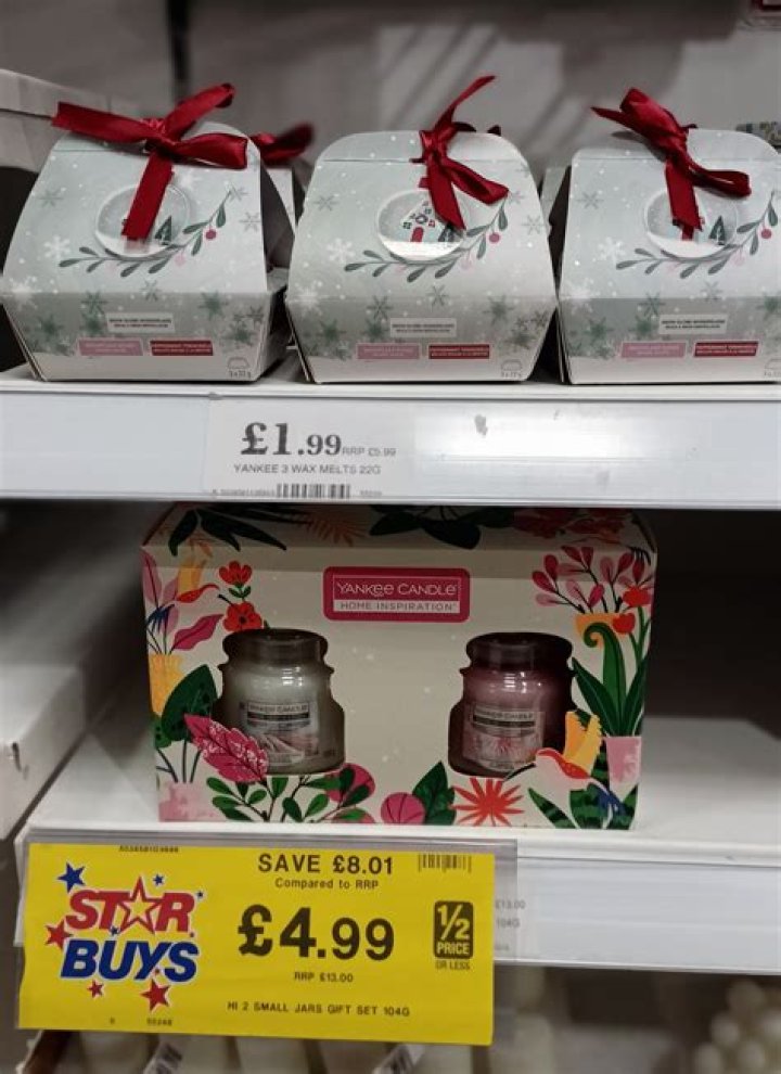 Shoppers race to Home Bargains for £1.99 Yankee Candle Christmas gift sets - and insist they make the perfect present