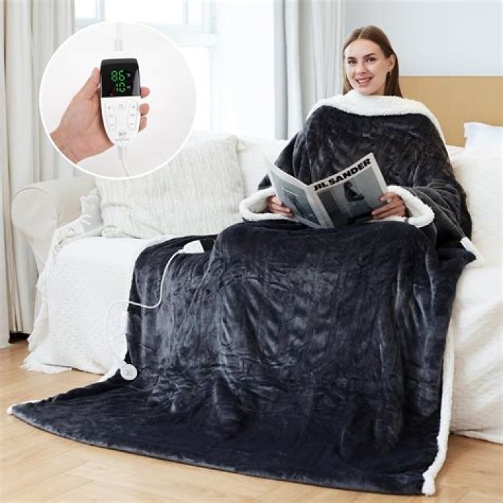 Shoppers race to their local supermarket for a £20 electric blanket that costs 2p an hour to run & is a winter lifesaver