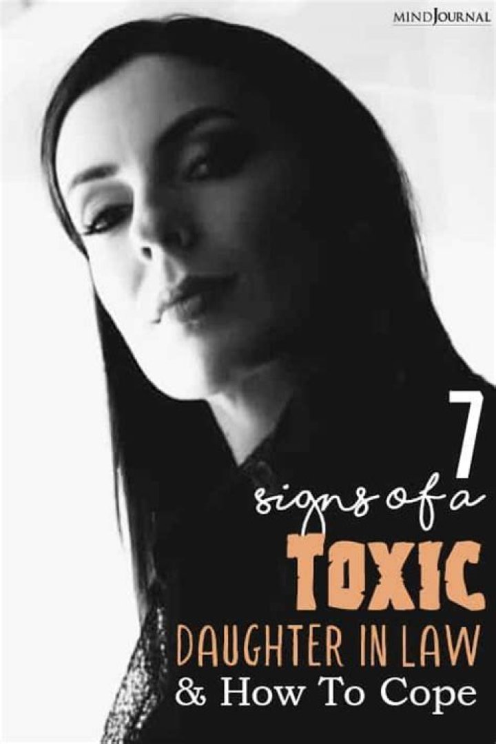 Signs of a Toxic Daughter-in-law