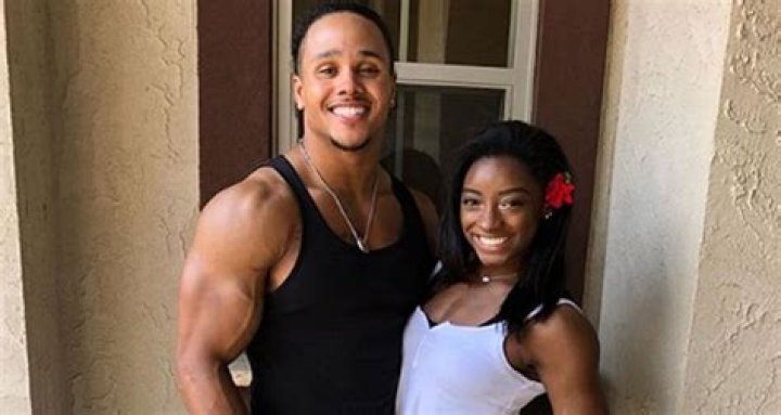 ແຟນຂອງ Simone Biles (Stacey Ervin Jr), Wikipedia, ພໍ່ແມ່, ຄວາມສູງ ແລະມູນຄ່າສຸດທິ
