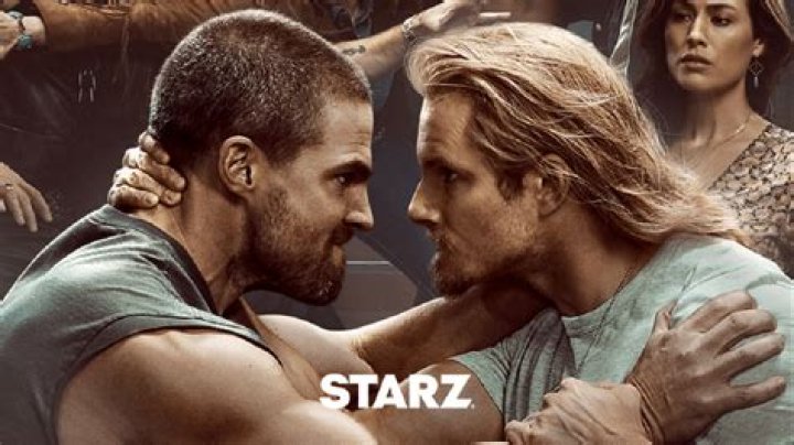 Stephen Amell to Star in Wrestling Drama