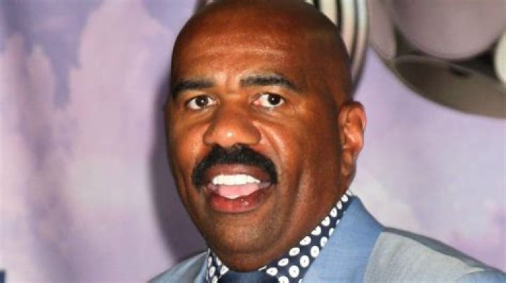 Steve Harvey mocks contestant who thought they were playing Jeopardy! and not Family Feud