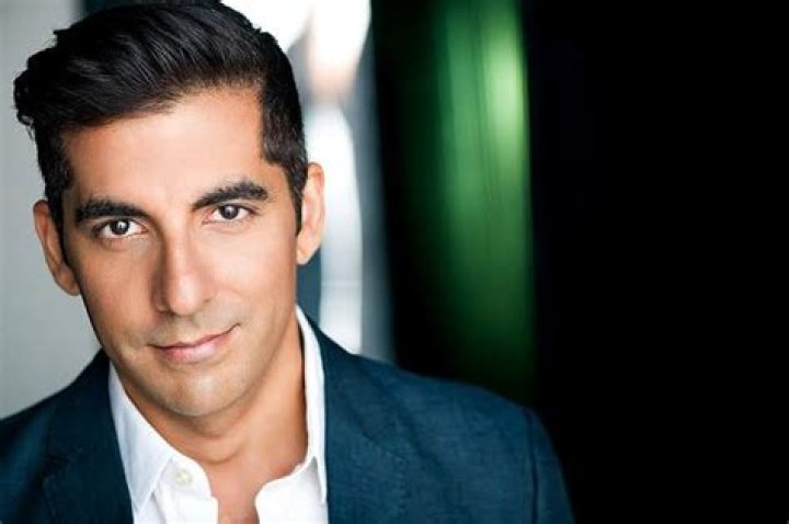 Sunil Malhotra Wiki, Biography, Net Worth, Age, Family, Facts and More