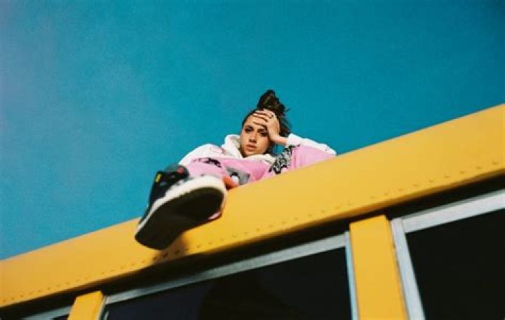 Tate McRae Serenades Heartbreak on a Malibu Hill – Spotify’s OUTSIDE Series Just Got a Whole Lot Sassier