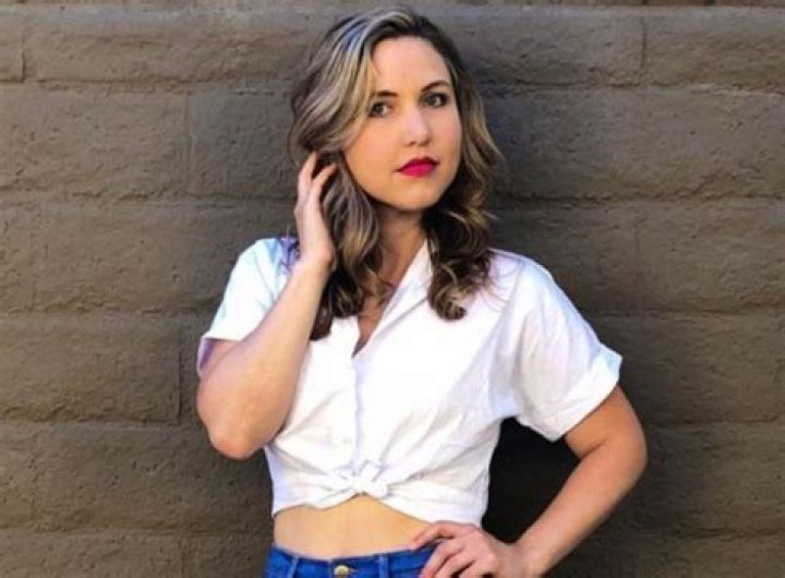 Taylor Tomlinson: Wiki, Bio, Age, Height, Boyfriend, Net Worth, Family