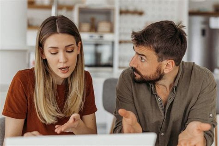 The 20 Incompatible Qualities That End Relationships, According To Matchmakers & Experts
