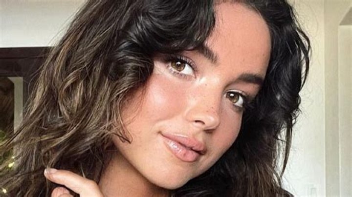 The Bachelor alum Bekah Martinez announces third pregnancy in the most interesting way