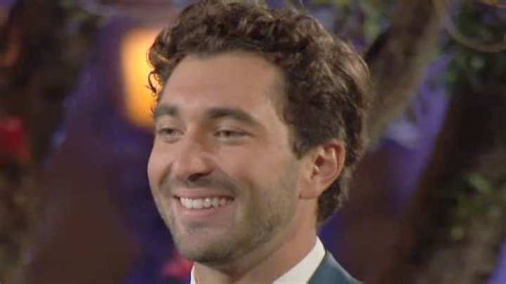 The Bachelor Season 28, Episode 6: Here’s who went home in Montreal tonight
