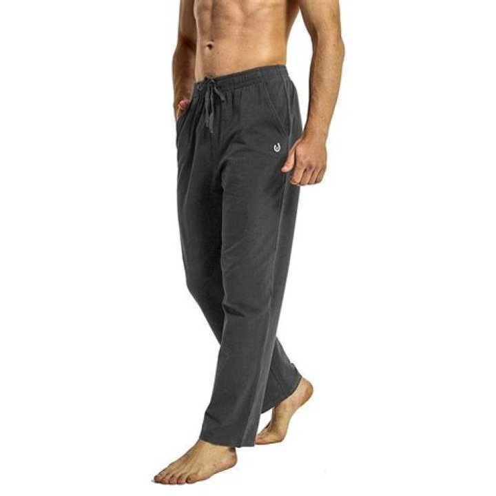 The Best Yoga Pants For Men 2024