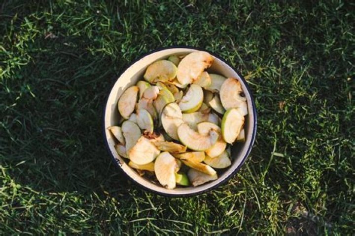 The Glycemic Index of Apples: Benefits and Nutrition