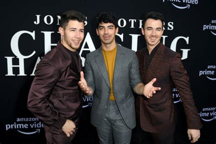 The Jonas Brothers Miss 'Game of Thrones' So Much, They Made A Skit About It — VIDEO