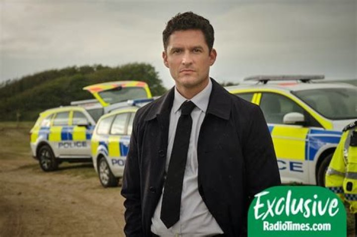 The Long Call exclusive clip | Ann Cleeves introduce DI Matthew Venn