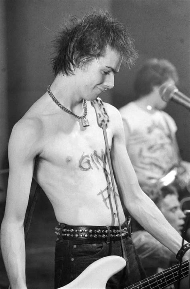 The Short, Rebellious, Punk Rock Life of Sid Vicious 