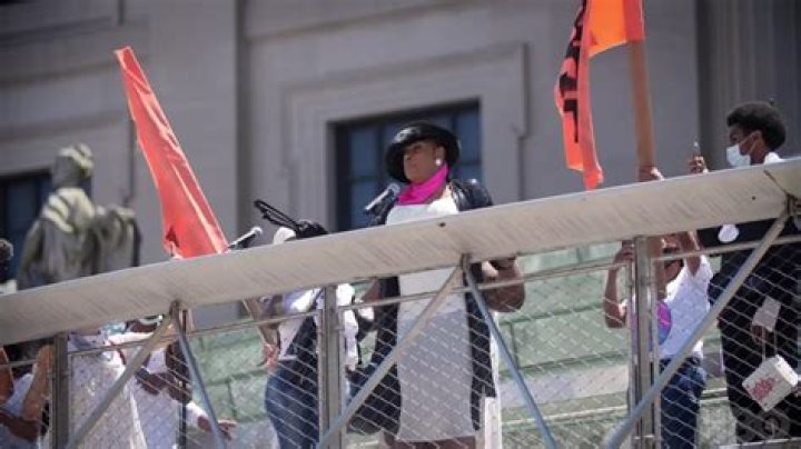 The Stroll: Where Are Trans-Rights Advocates Now?