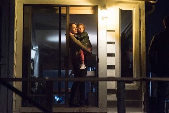 There’s More To Julie On ‘Shooter’ Than Her Role As A Wife & Mother, Shantel VanSanten Says
