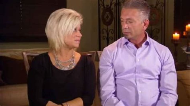Theresa and Larry divorce: All the latest on the Long Island Medium split