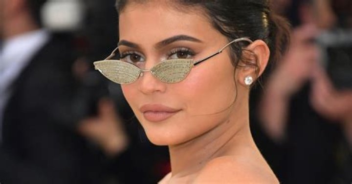 This Kylie Jenner ASMR Beauty Video Will Either Make You Super Uncomfortable Or Very Sleepy