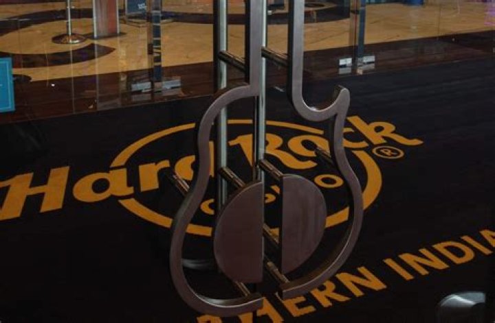 Three new stores open up