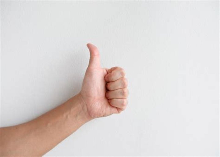 Thumb-thing’s odd about all these celebs… can you spot what it is?