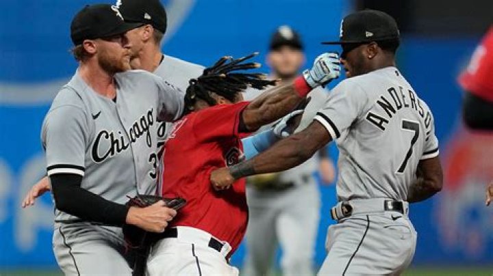 Tim Anderson of White Sox has suspension for fight with Guardians’ José Ramírez trimmed to 5 games
