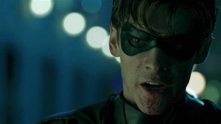 Titans Series Premiere Review | The Nerd Stash