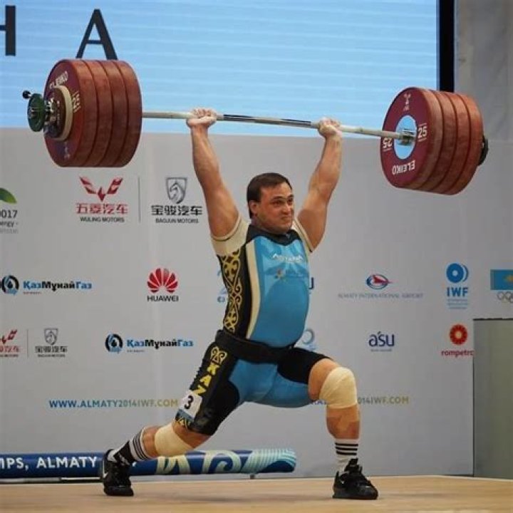 Top 10 Best Junior Weightlifting Champions