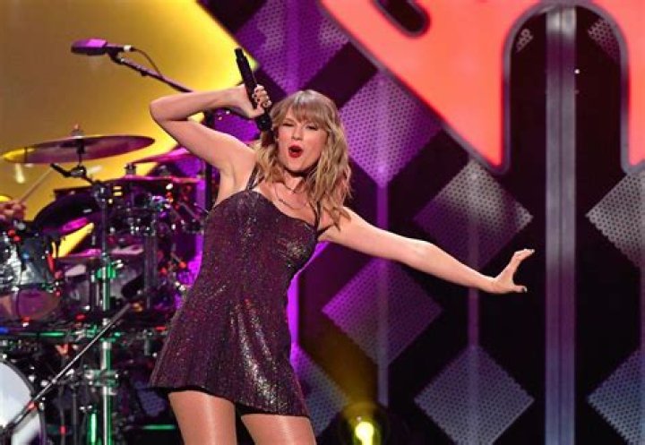 Tournee Des Epoques De Taylor Swift
