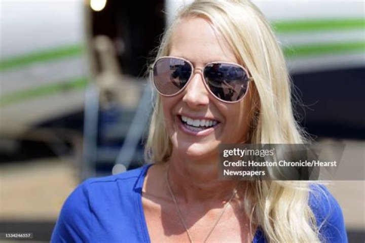 Tracy Krohn Net Worth (2024) | wallmine