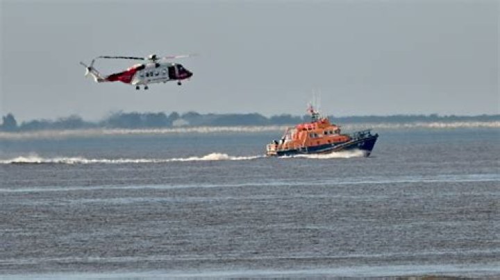 Tragedy as girl, 15, dies after being pulled from the sea at Cleethorpes beach