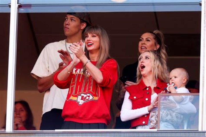 Travis Kelce’s sister-in-law Kylie explains why she doesn’t mingle with Taylor Swift and Brittany Mahomes