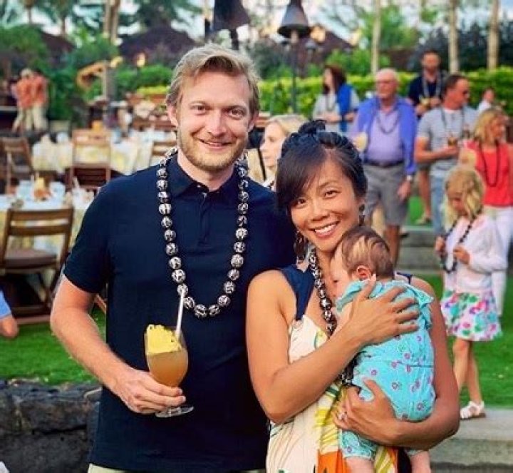 Travis Luther Lowe (Weijia Jiang Husband) Bio, Wiki, Age, Wife, Married, Daughter, Yelp, Net Worth