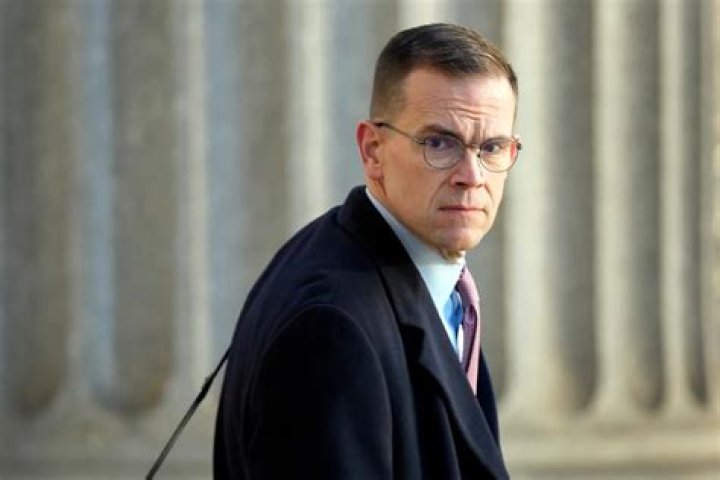 Trial over lavish NRA spending nears jury, Wayne LaPierre’s lawyer calls it a political witch hunt