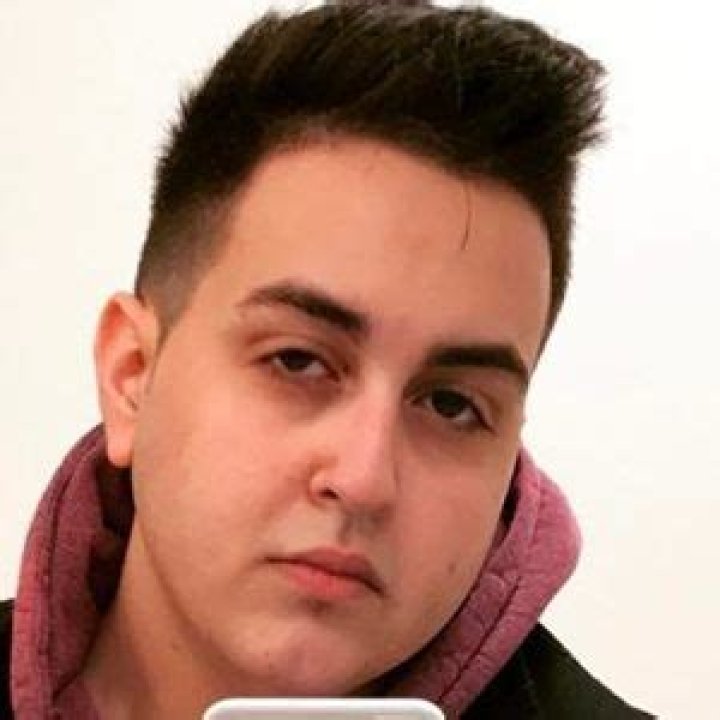 Twitch Star “Pokelawls”: Bio, Height, Net Worth, Channel & Horoscope details