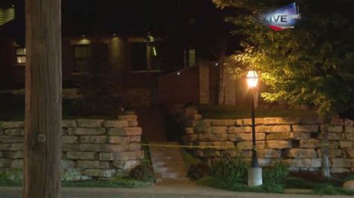 UPDATE: Two men drowned in Davenport pool after one tried to save the other