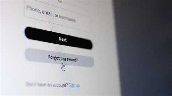Using Your Real Email to Sign In? Your Privacy Is at Risk