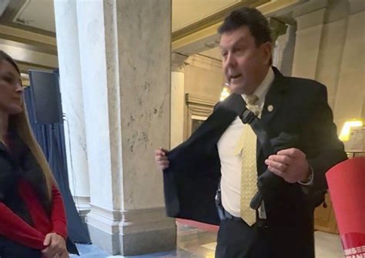 Video shows Indiana lawmaker showing holstered gun to students who were advocating for gun control