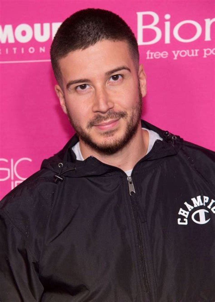 Vinny Guadagnino reacts to Pauly D’s blonde hair