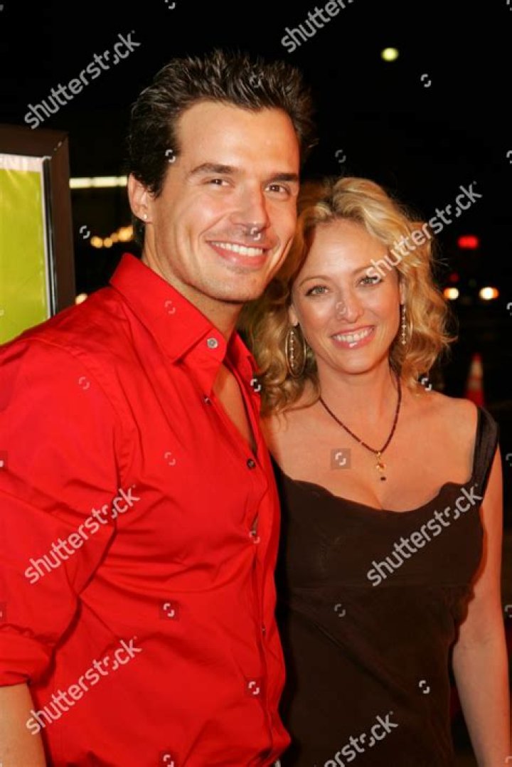 Virginia Madsen and Antonio Sabato Jr | Married Divorced Children Ex