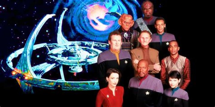 Voyager' Helped Save 'Deep Space Nine'