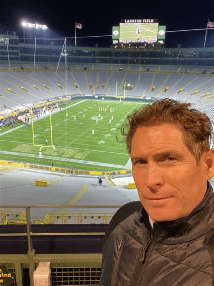 Waa maxay Steve Young Net Worth sanadka 2022