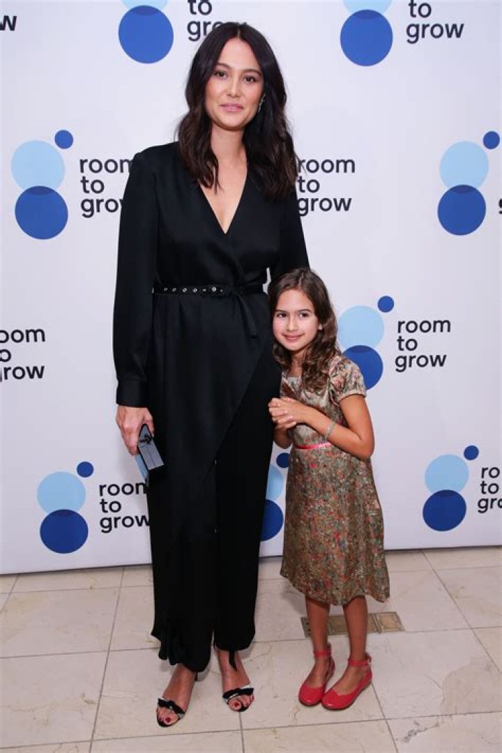 Wait, is Bruce Willis' wife pregnant in 2023?
