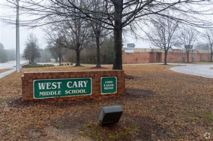 Wanza Cole obituary: West Cary Middle School Principal dies in car accident on Western Blvd